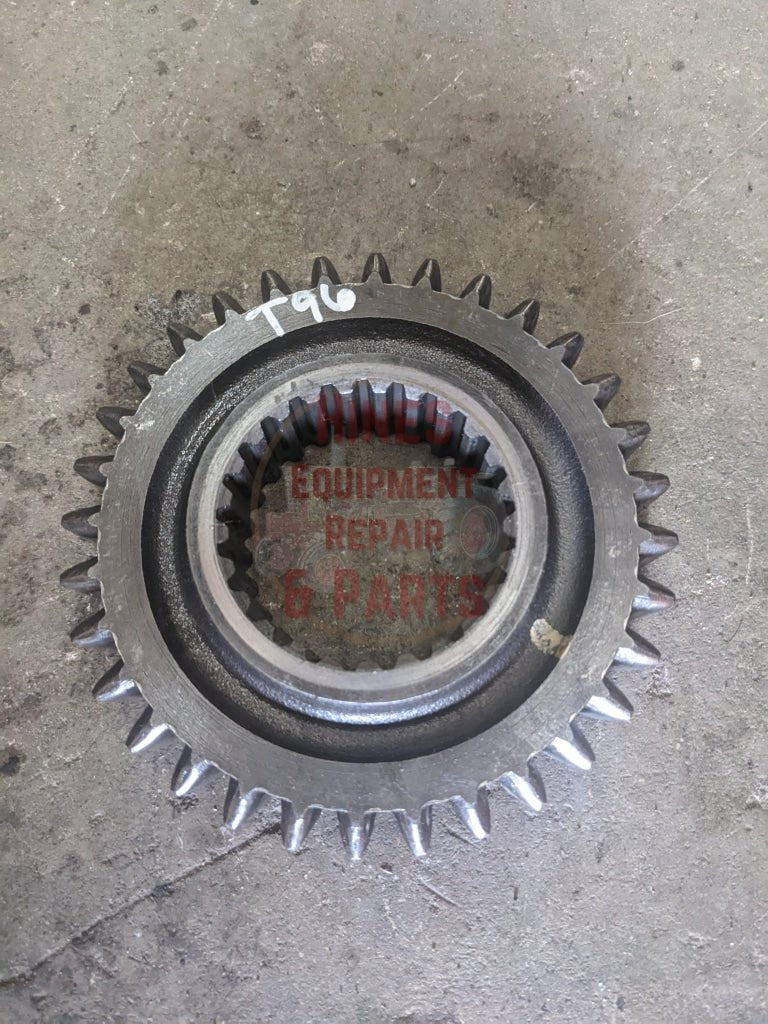 2nd Speed Drive Gear IH International 380088R1 390258R1 USED - Hines Equipment Repair & Parts