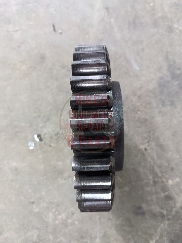 2nd Speed Drive Gear IH International 380088R1 390258R1 USED - Hines Equipment Repair & Parts