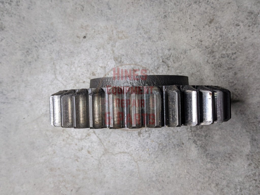 2nd Speed Drive Gear IH International 528672R1 USED - Hines Equipment Repair & Parts