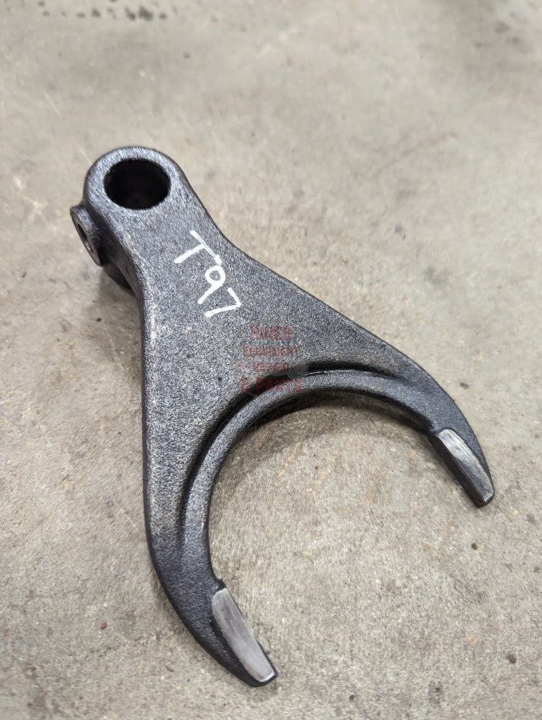 2Nd/3Rd Shift Fork Ih International 388175R1 Used Drive Train