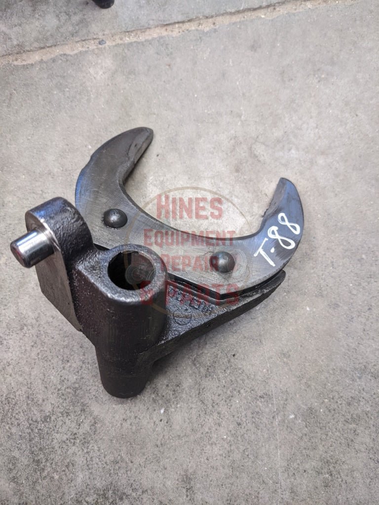 3rd Gear Shift Fork IH International 120250C1 68066C2 USED - Hines Equipment Repair & Parts