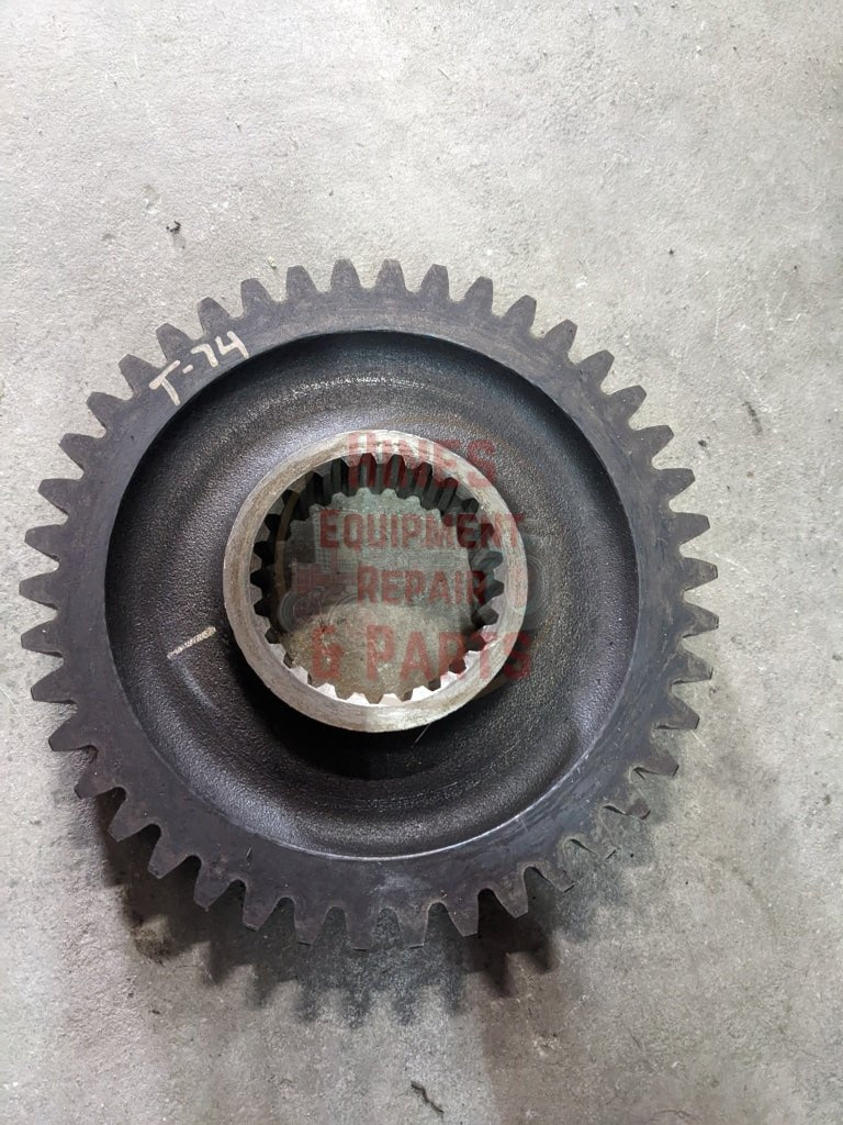 3rd Speed Drive Gear IH International 390264R1 380087R1 USED - Hines Equipment Repair & Parts