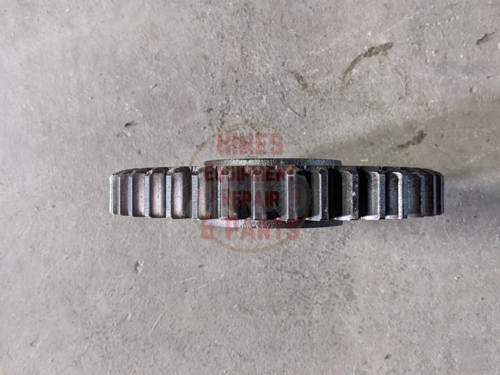 3rd Speed Drive Gear IH International 390264R1 380087R1 USED - Hines Equipment Repair & Parts