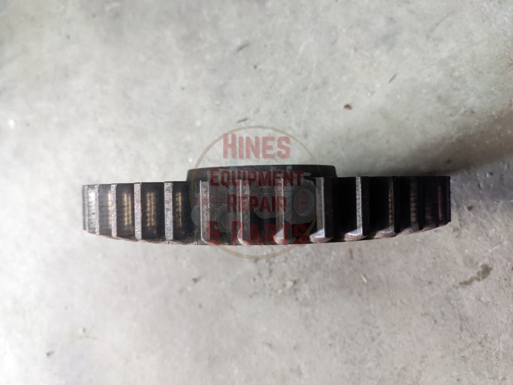 3rd Speed Drive Gear IH International 390264R1 380087R1 USED - Hines Equipment Repair & Parts