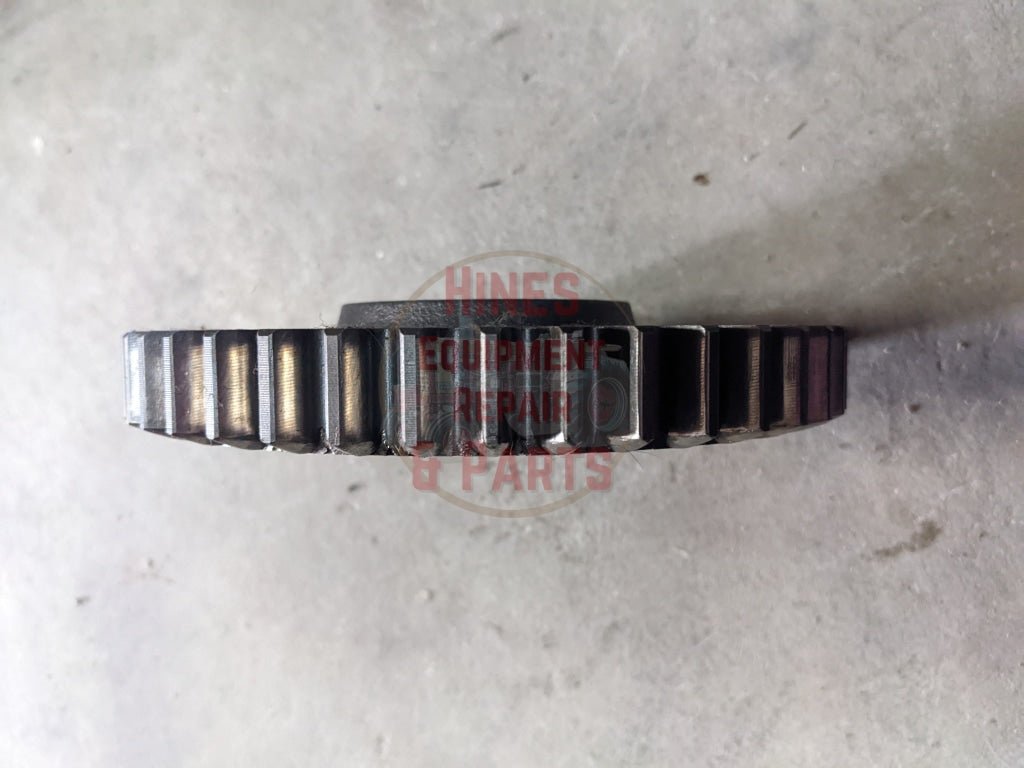 3rd Speed Drive Gear IH International 390264R1 380087R1 USED - Hines Equipment Repair & Parts