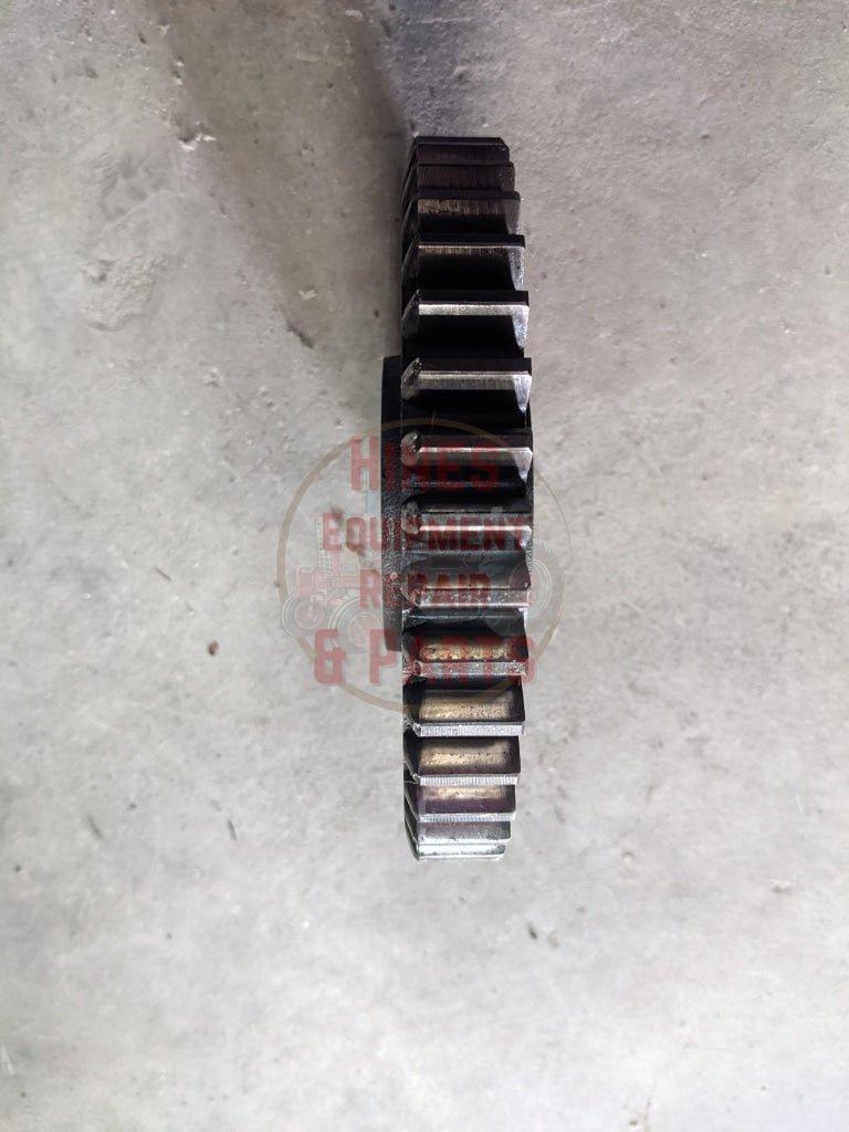 3rd Speed Drive Gear IH International 390264R1 380087R1 USED - Hines Equipment Repair & Parts