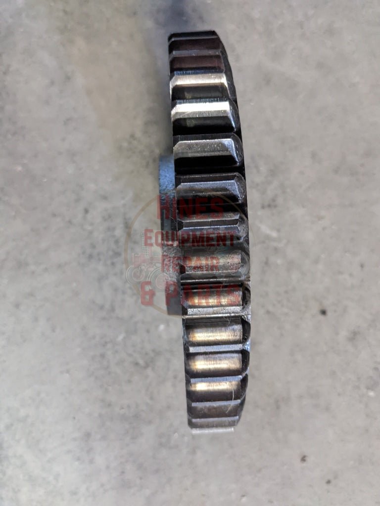 3rd Speed Driving Gear IH International 528671R1 USED - Hines Equipment Repair & Parts