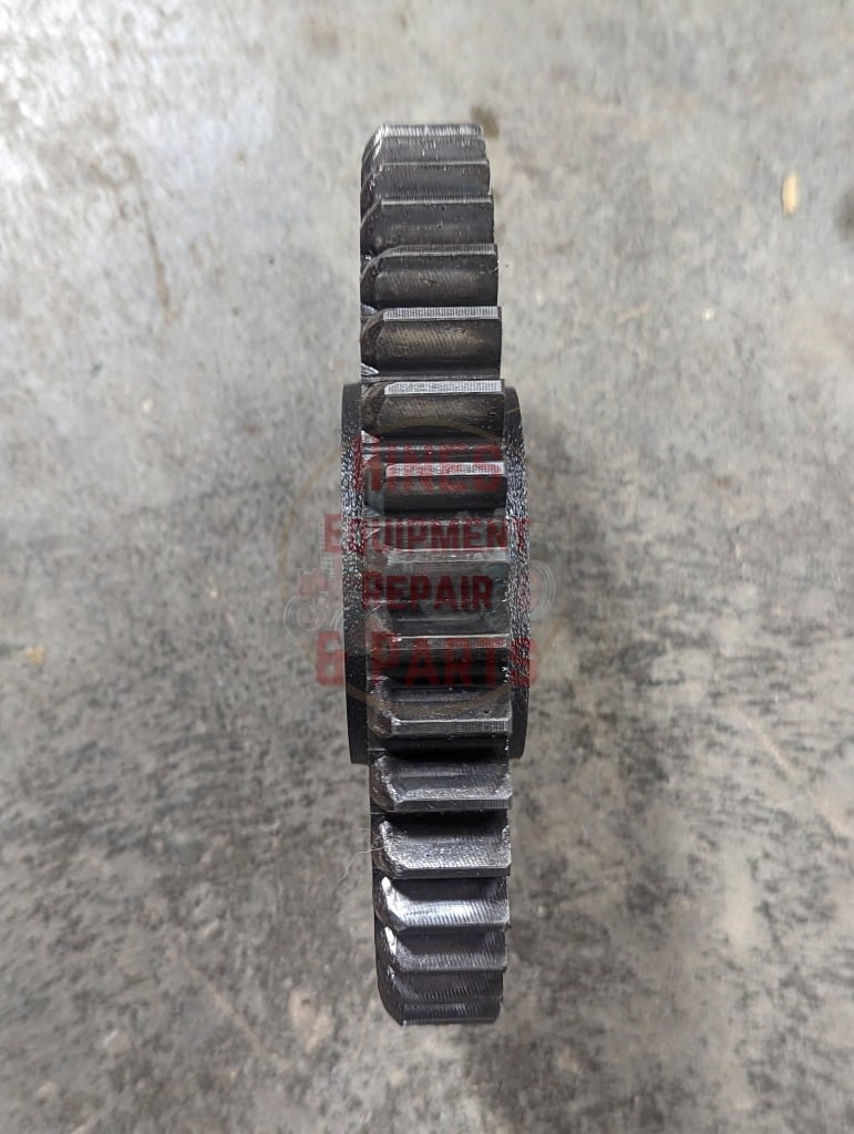 3rd Speed Driving Gear IH International 528671R1 USED - Hines Equipment Repair & Parts