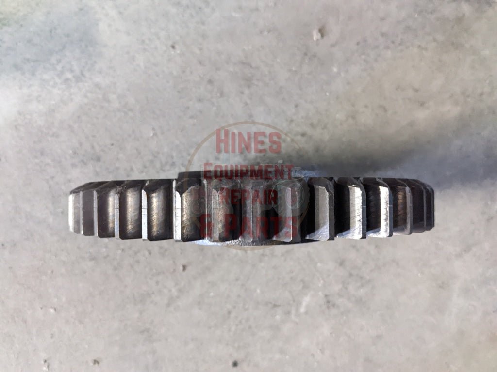 3rd Speed Driving Gear IH International 528671R1 USED - Hines Equipment Repair & Parts