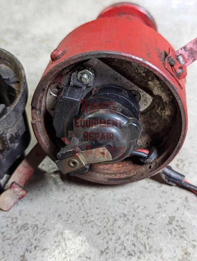 6 Cylinder Distributor IH International 368051R1 USED - Hines Equipment Repair & Parts