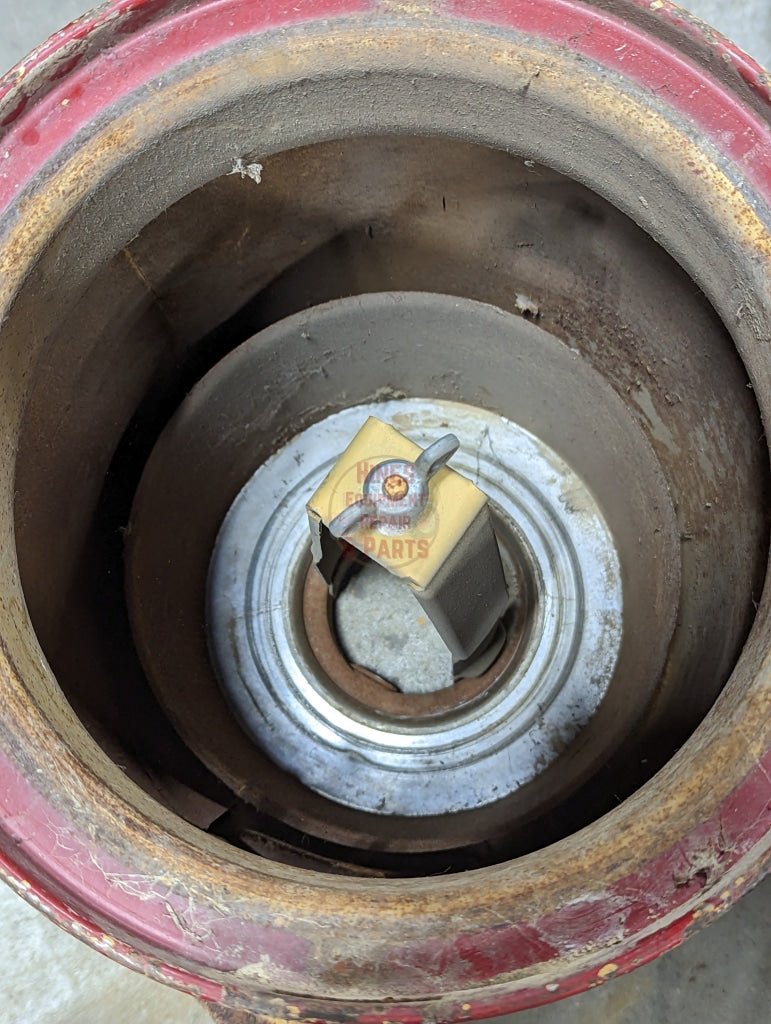 Air Cleaner Assembly IH International 146481C91 USED - Hines Equipment Repair & Parts