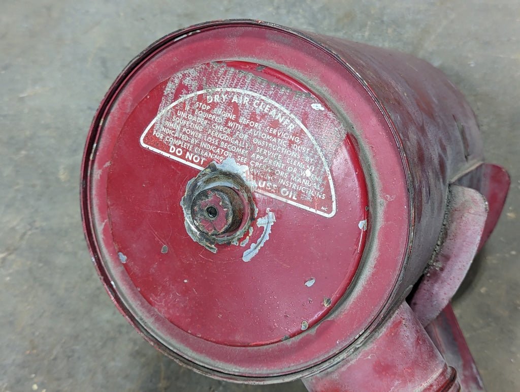 Air Cleaner Assembly IH International 380747R94 USED - Hines Equipment Repair & Parts