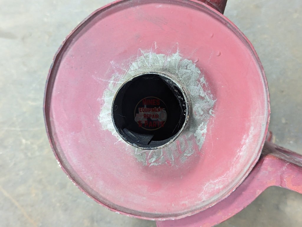 Air Cleaner Assembly IH International 380747R94 USED - Hines Equipment Repair & Parts