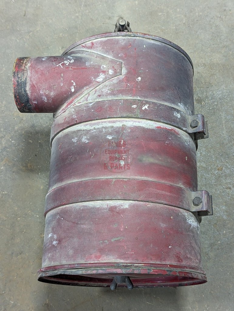 Air Cleaner Assembly IH International 67935C91 USED - Hines Equipment Repair & Parts