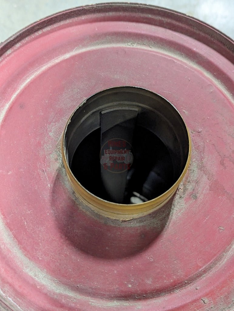 Air Cleaner IH International 127491C91 USED - Hines Equipment Repair & Parts