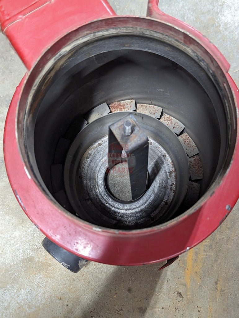 Air Cleaner IH International 127491C91 USED - Hines Equipment Repair & Parts