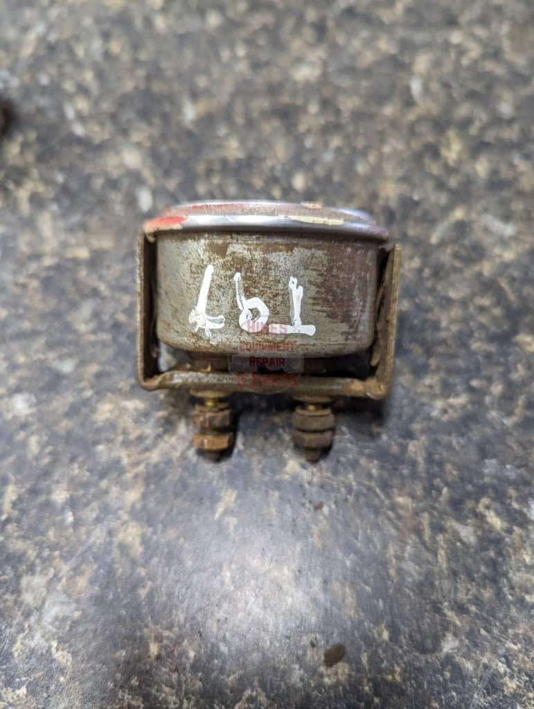 Air Cleaner Indicator Gauge IH International 389871R91 USED - Hines Equipment Repair & Parts