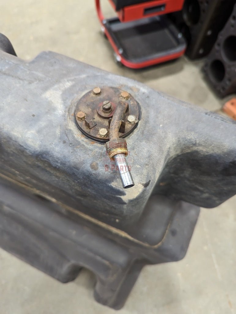 Auxiliary Fuel Tank IH International Case 137700C2 USED - Hines Equipment Repair & Parts