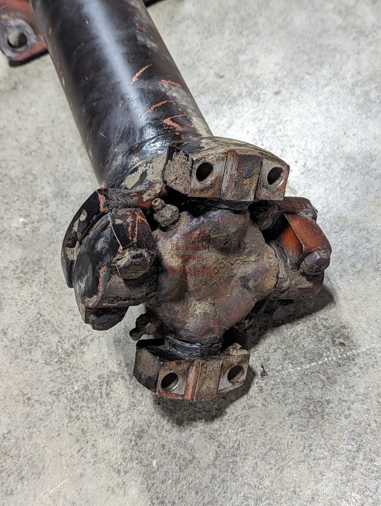 Bottom Drive Shaft Ih International 142139C1 134417C92 Used Train