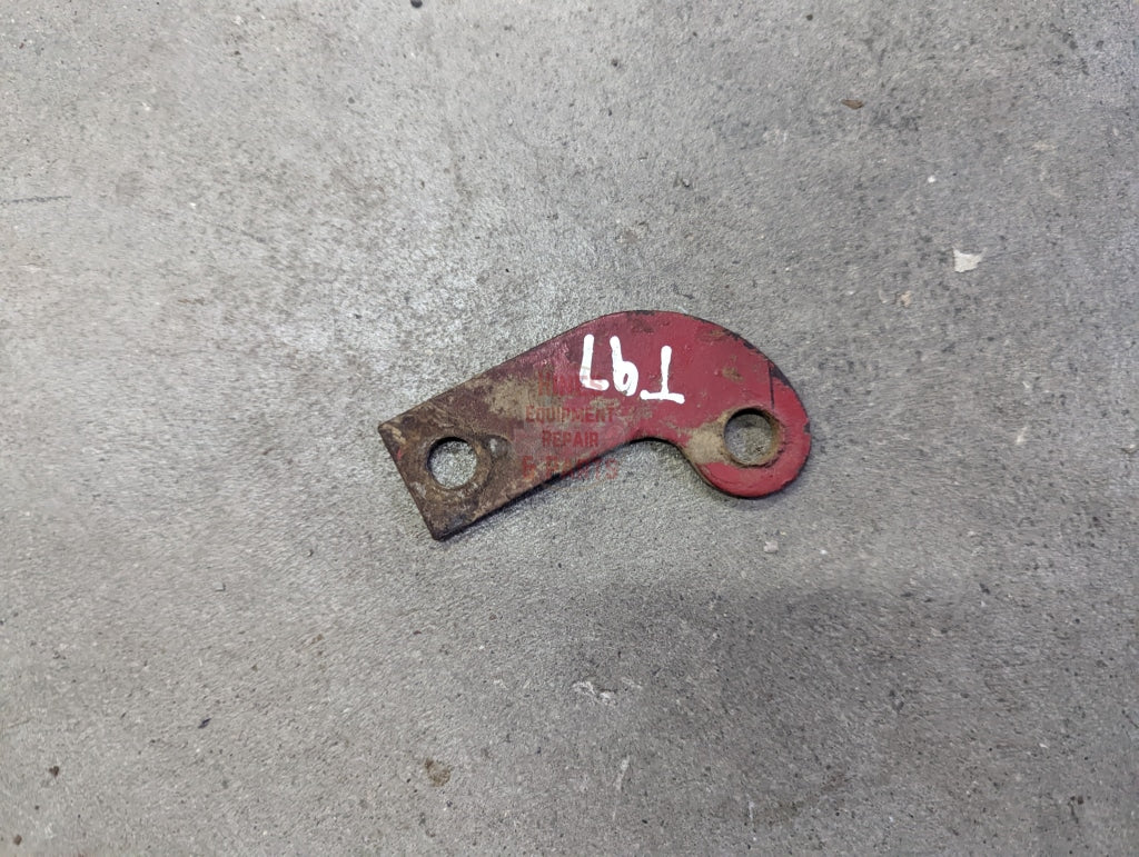 Brake Lock Rod Guide Ih International 388283R1 Used Controls