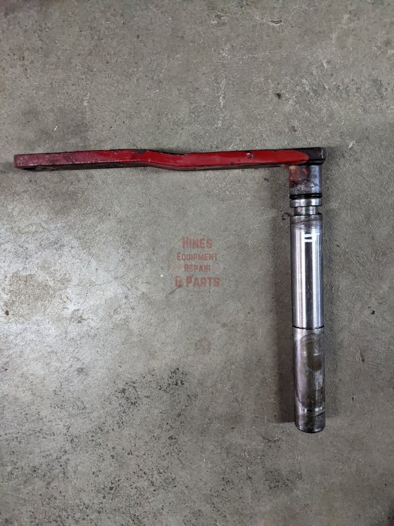 Brake Shaft IH International 384309R11 384309R21 USED - Hines Equipment Repair & Parts