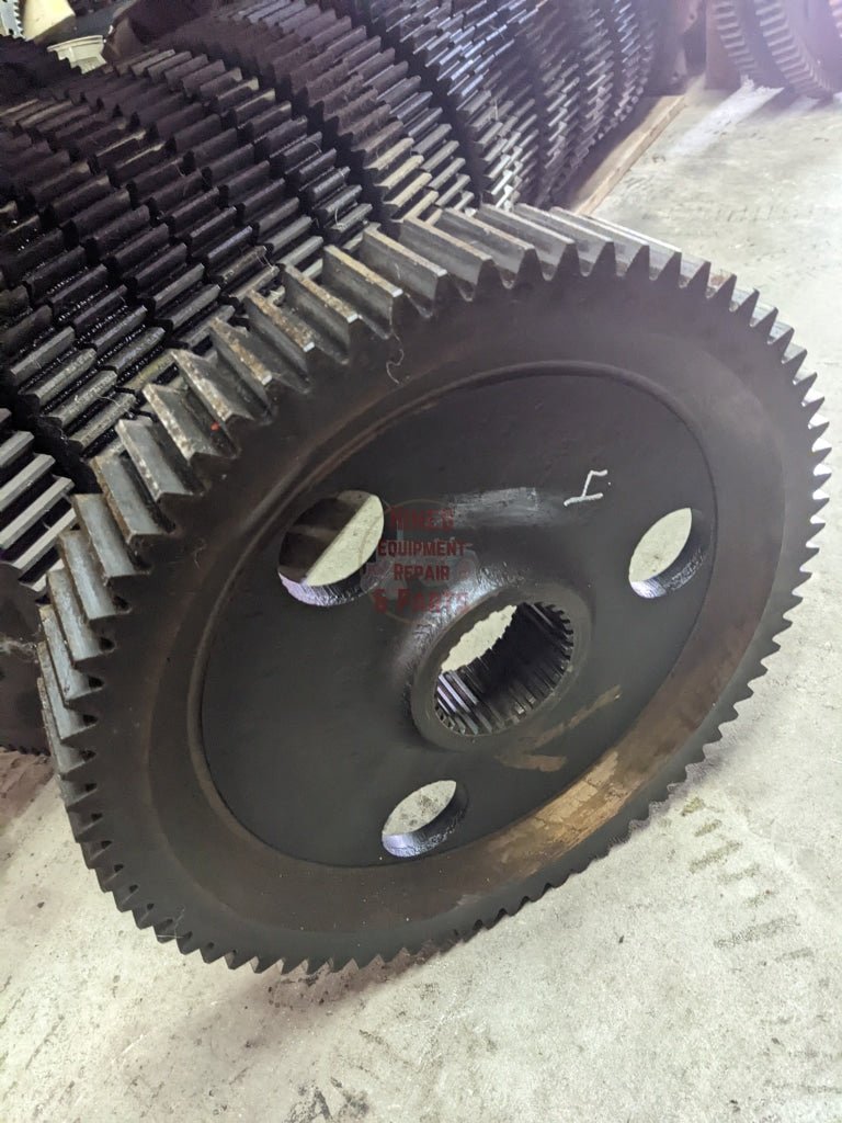 Bull Gear IH International 384075R1 USED - Hines Equipment Repair & Parts