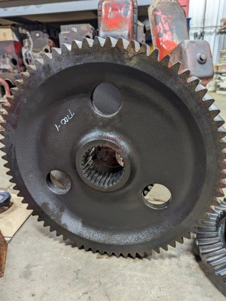 Bull Gear Ih International 384075R1 Used T100-1 Drive Train