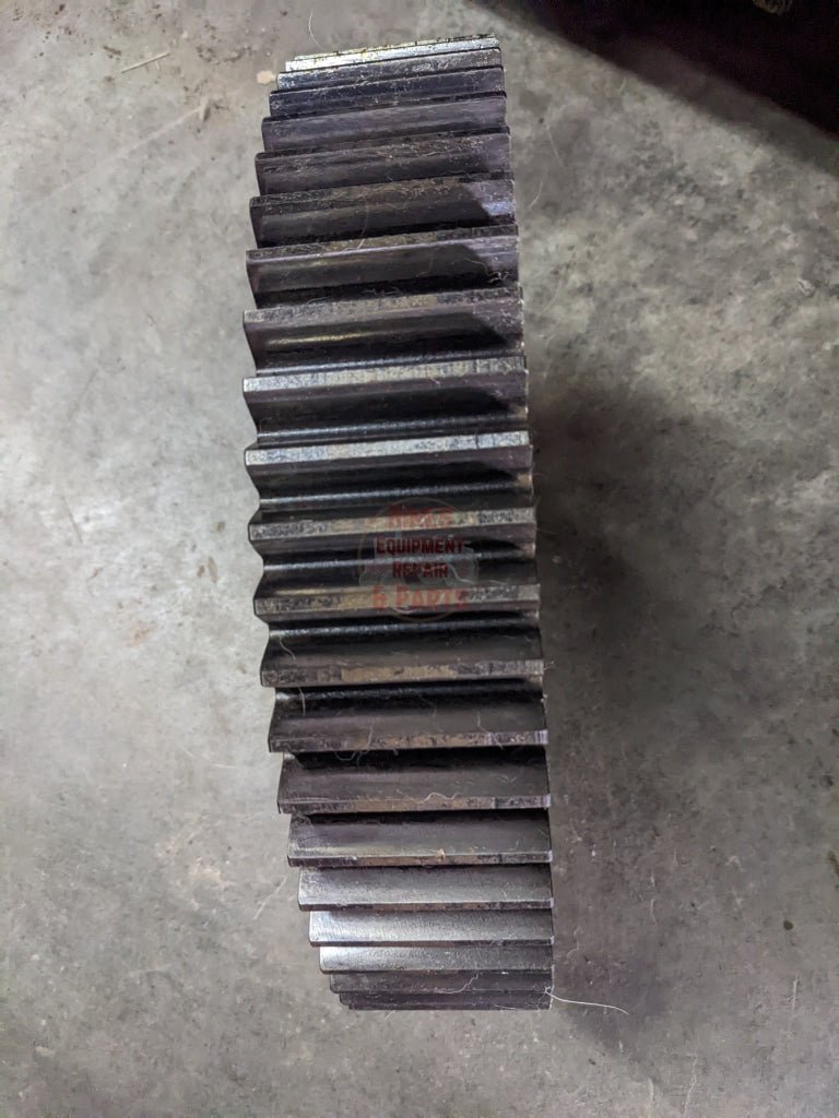 Bull Gear IH International 388104R1 388104R2 USED - Hines Equipment Repair & Parts