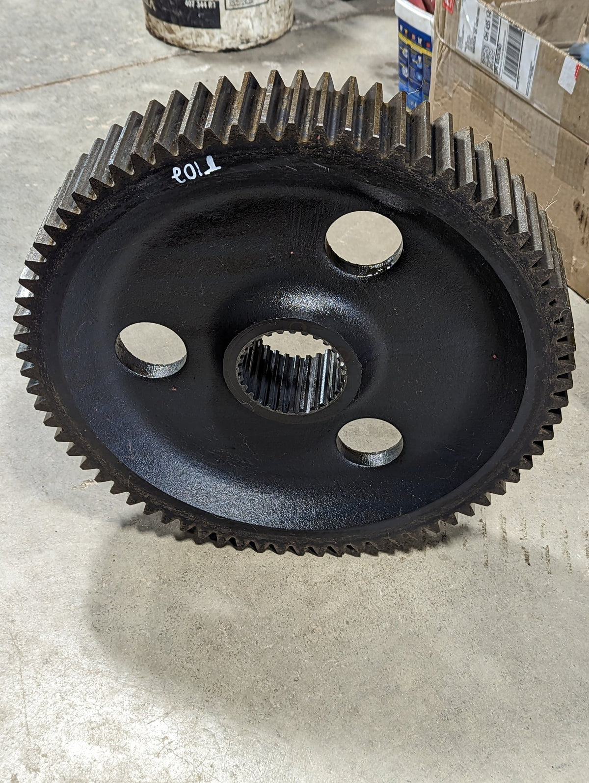 Bull Gear IH International 391691R1 USED