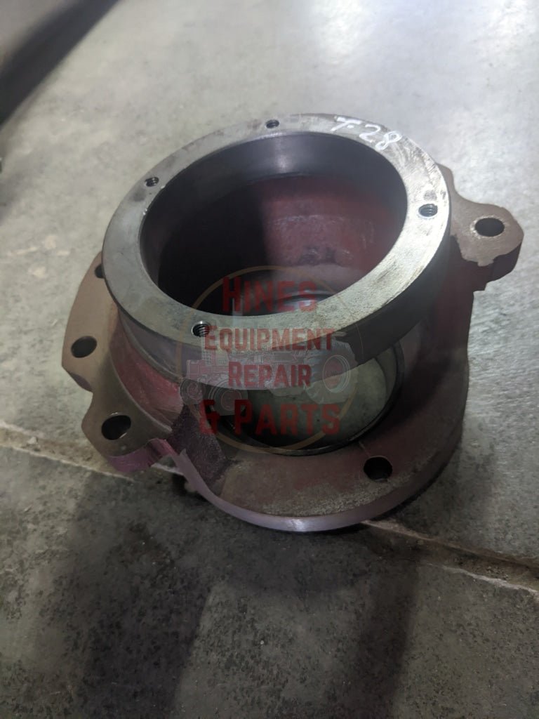 Bull Pinion Bearing Cage IH International 380208R1 USED - Hines Equipment Repair & Parts