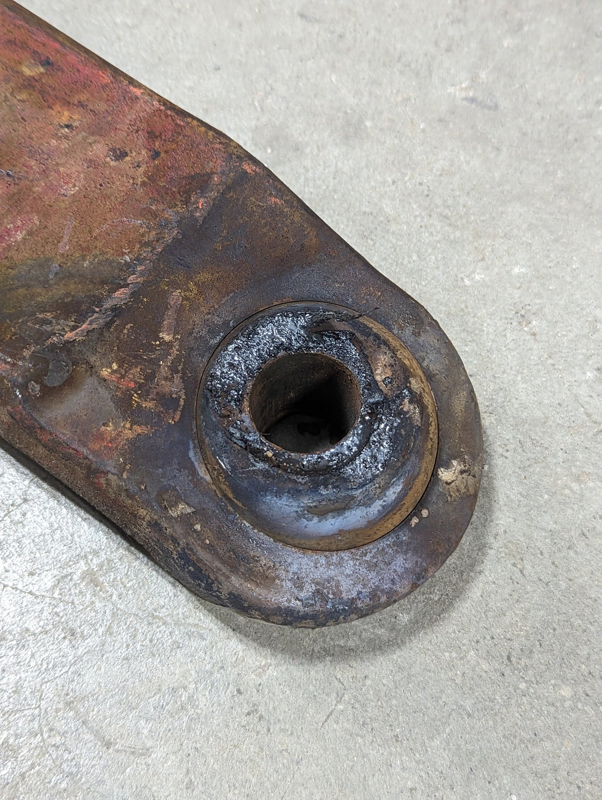 Cat 3 Left Lower Link Arm IH International 535792R92 398395R1 USED - Hines Equipment Repair & Parts