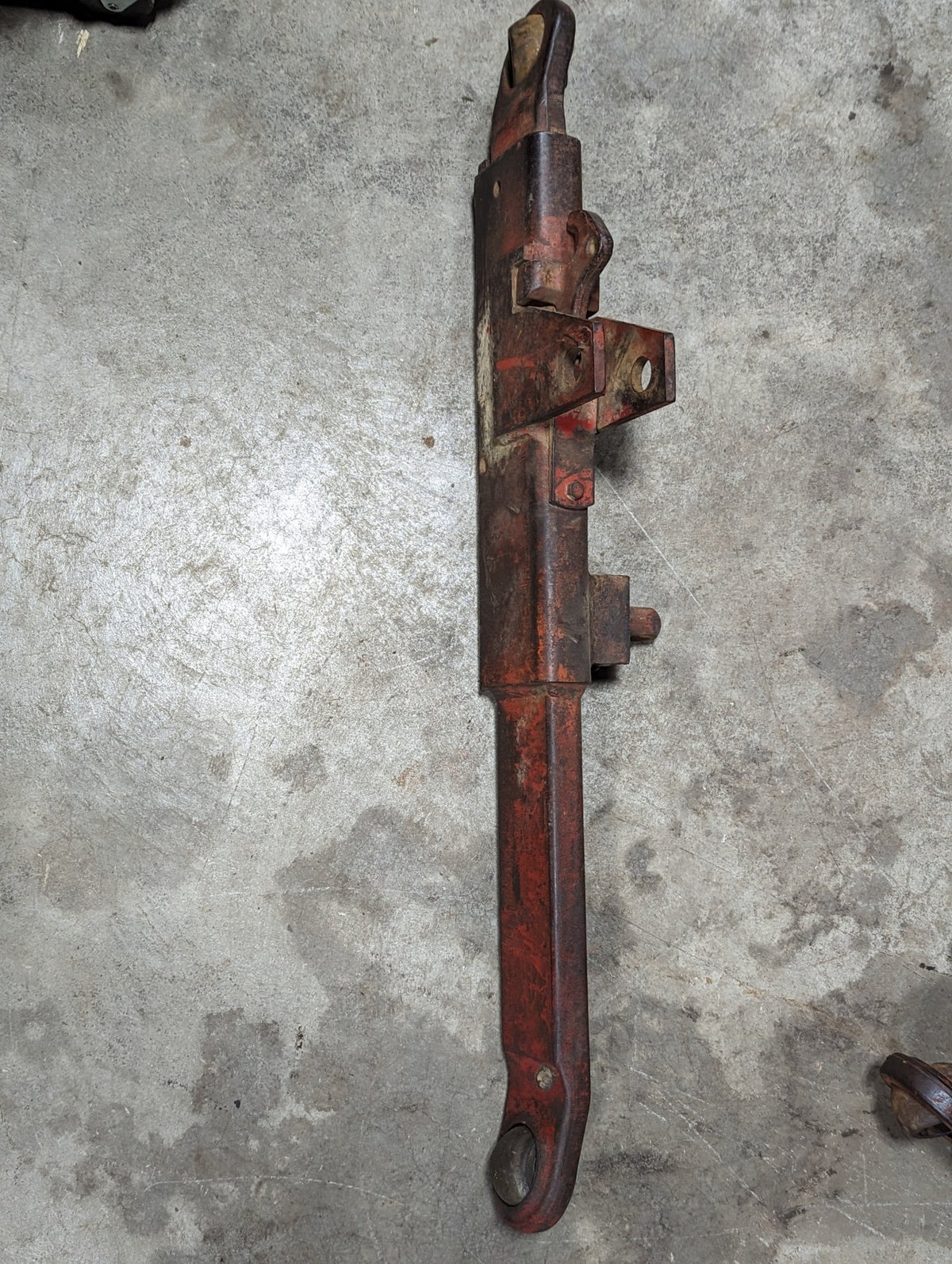 Cat 3 Left Lower Link Hitch Arm IH International 109083C91 398395R3 109060C91 109079C91USED - Hines Equipment Repair & Parts
