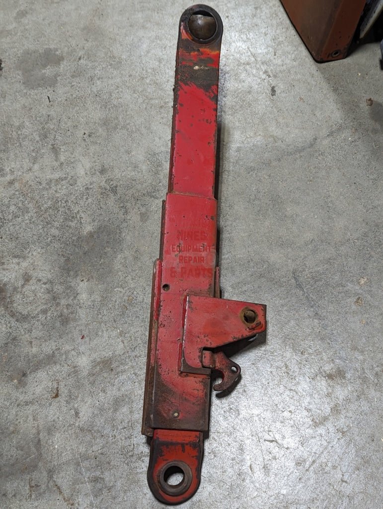 Cat 3 Left Lower Link Hitch Arm IH International 109083C91 398395R3 109060C91 109079C91USED - Hines Equipment Repair & Parts