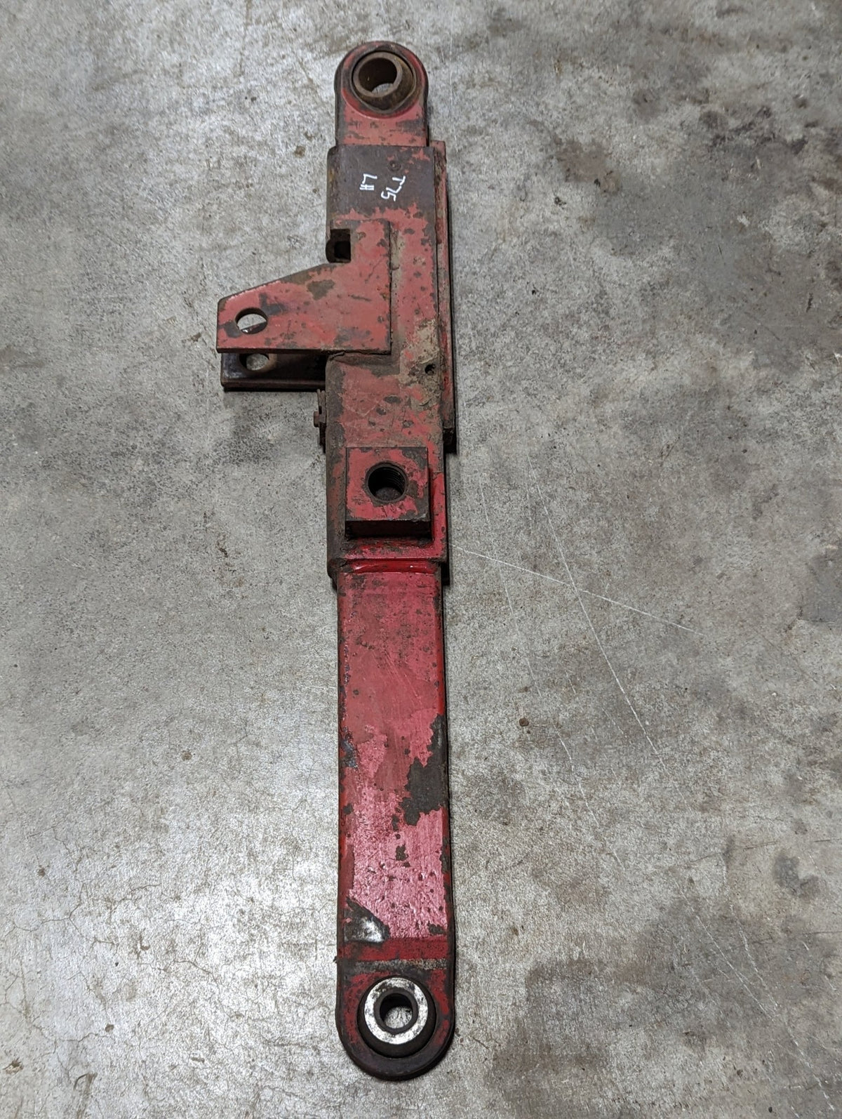 Cat 3 Left Lower Link Hitch Arm IH International 109083C91 398395R3 109060C91 109079C91USED - Hines Equipment Repair & Parts