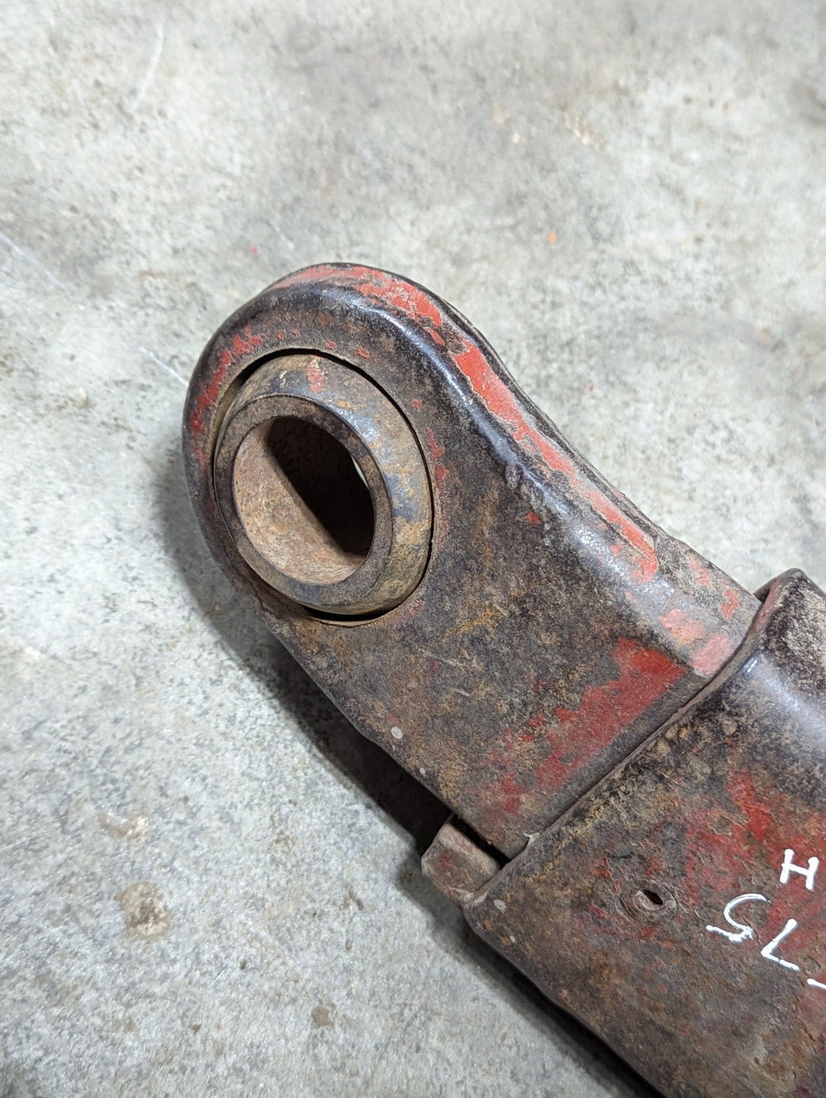 Cat 3 Left Lower Link Hitch Arm IH International 109083C91 398395R3 109060C91 109079C91USED - Hines Equipment Repair & Parts