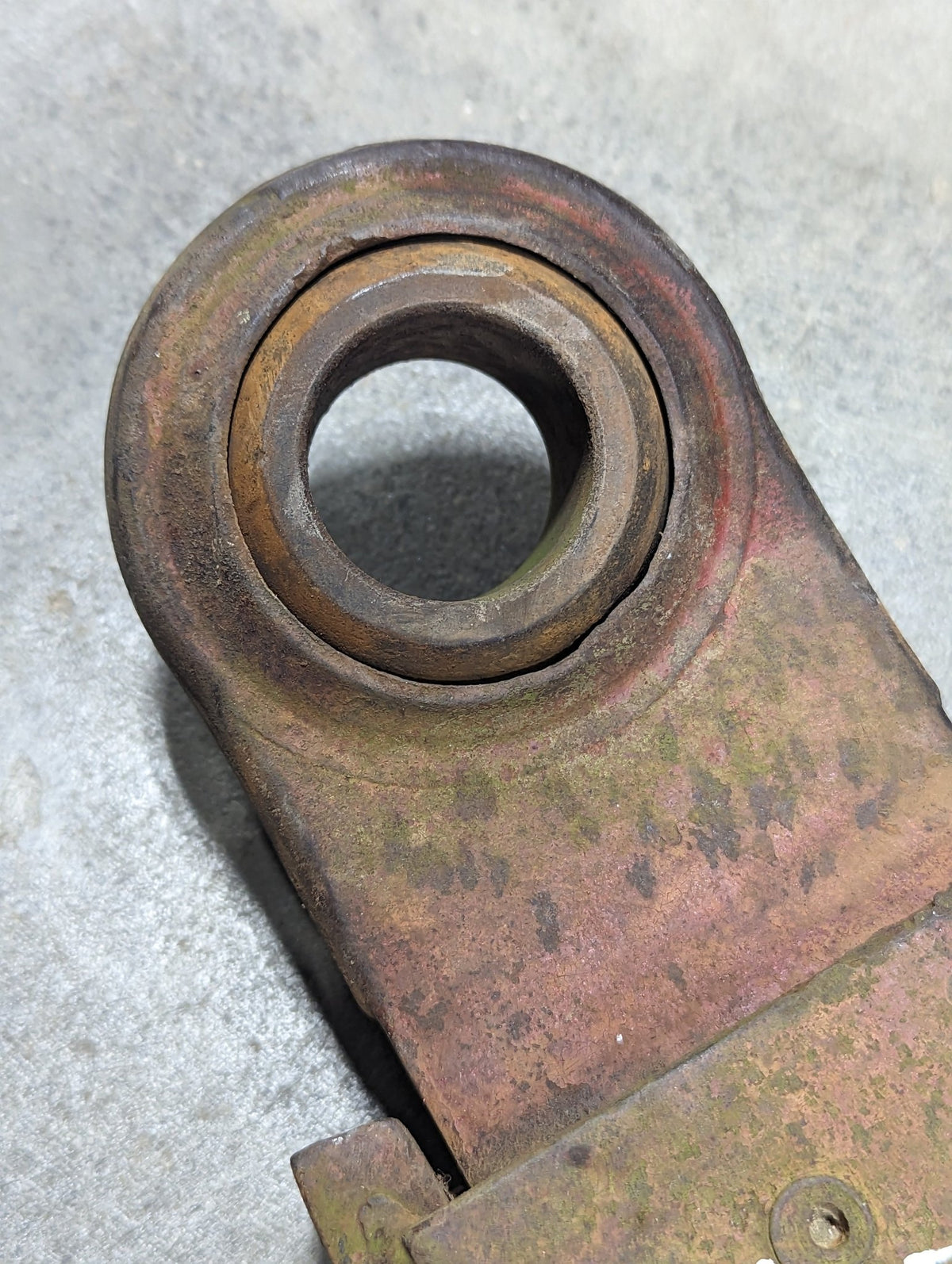 Cat 3 Right Lower Link Arm IH International 535793R92 398396R1 USED - Hines Equipment Repair & Parts