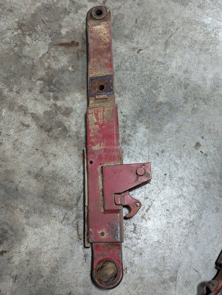 Cat 3 Right Lower Link Hitch Arm IH International 109061C91 398396R3 USED - Hines Equipment Repair & Parts