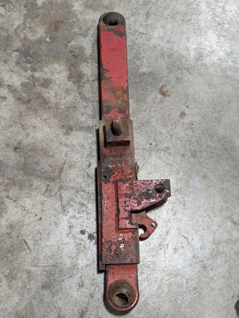 Cat 3 Right Lower Link Hitch Arm IH International 109084C91 398396R3 109080C91 USED - Hines Equipment Repair & Parts