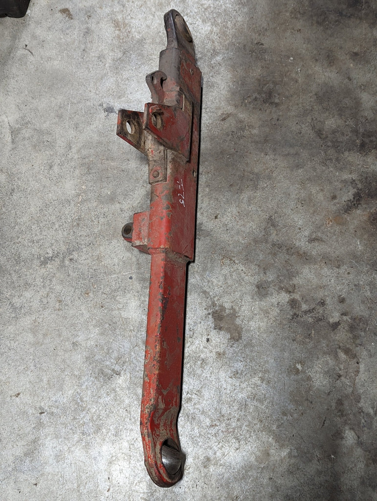 Cat 3 Right Lower Link Hitch Arm IH International 109084C91 398396R3 109080C91 USED - Hines Equipment Repair & Parts