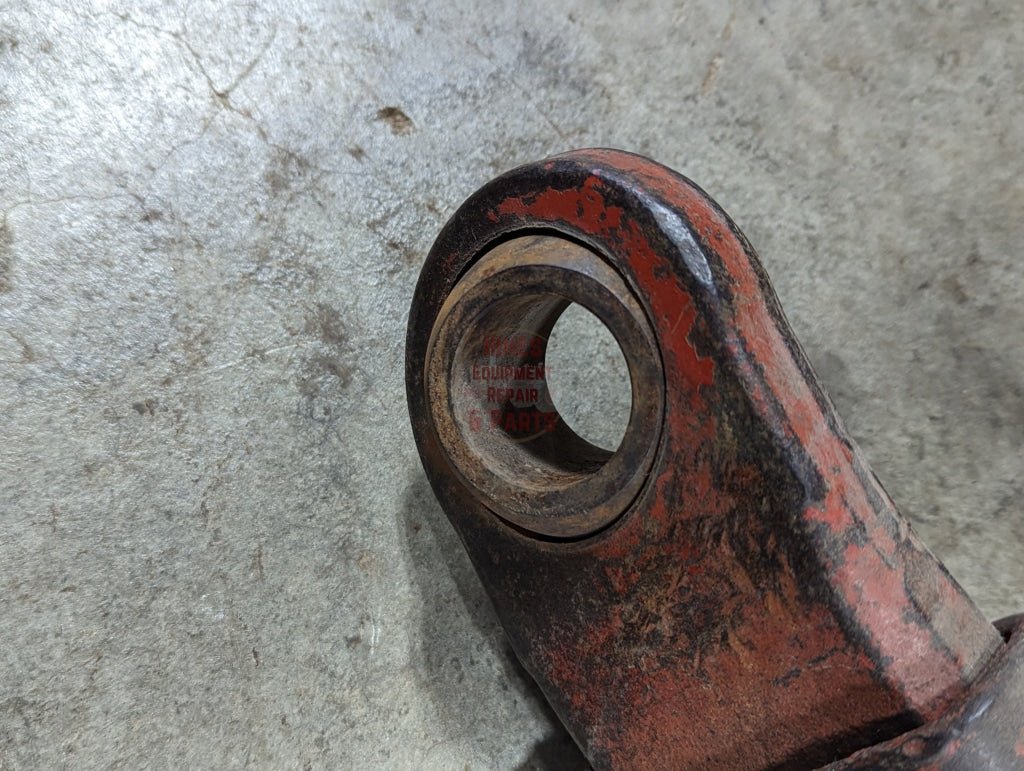 Cat 3 Right Lower Link Hitch Arm IH International 109084C91 398396R3 109080C91 USED - Hines Equipment Repair & Parts