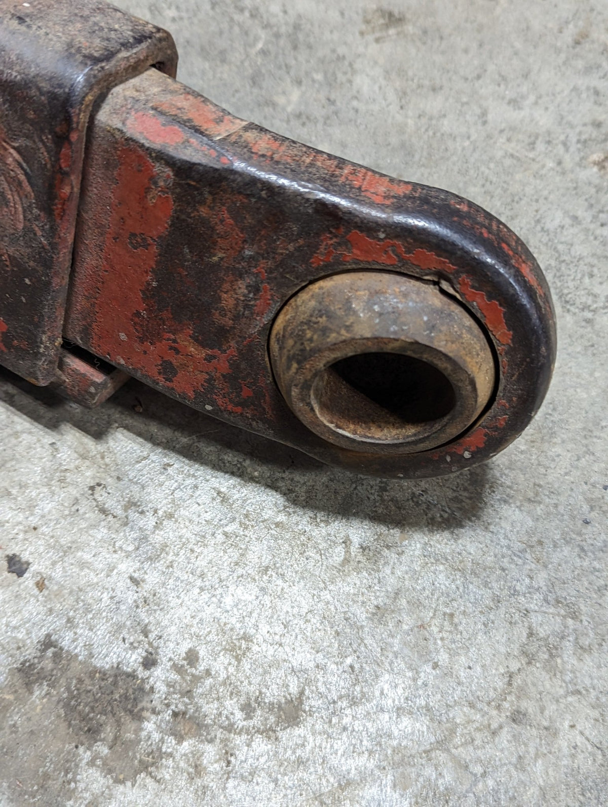 Cat 3 Right Lower Link Hitch Arm IH International 109084C91 398396R3 109080C91 USED - Hines Equipment Repair & Parts