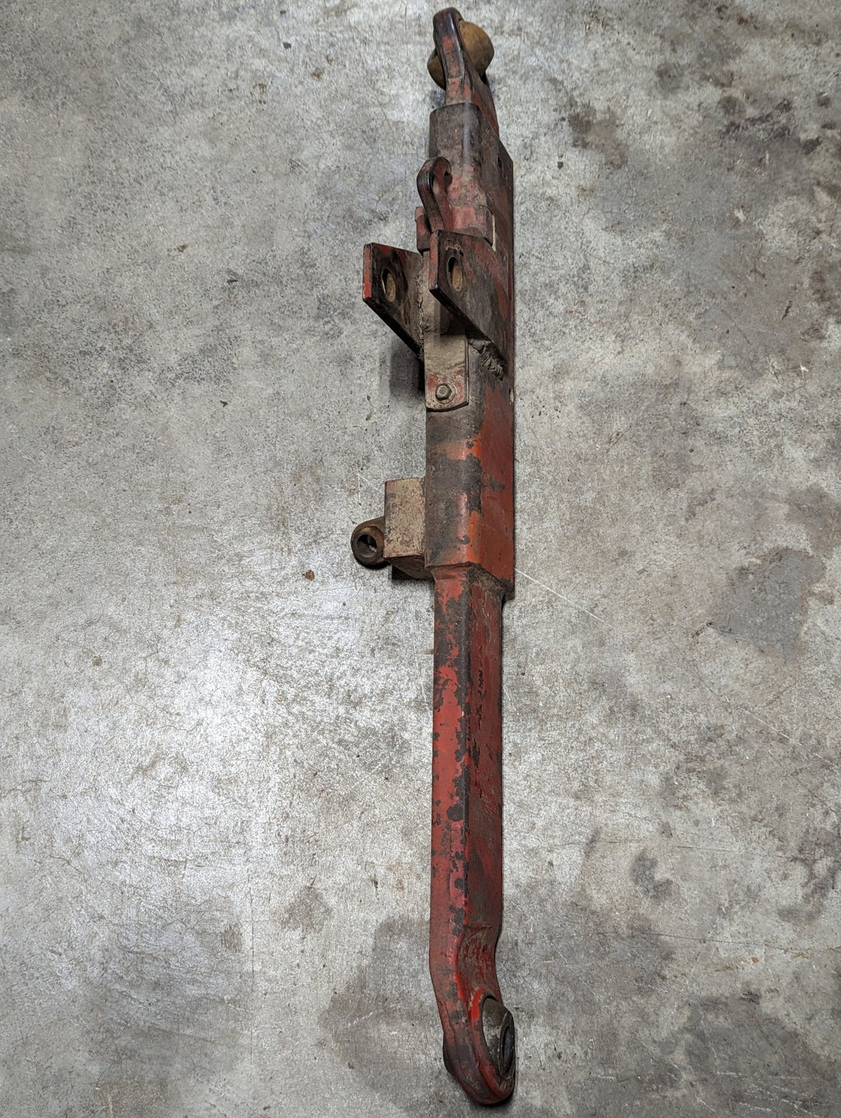 Cat 3 Right Lower Link Hitch Arm IH International 109084C91 398396R3 109080C91 USED - Hines Equipment Repair & Parts