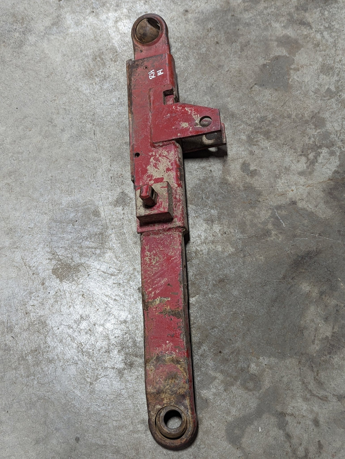 Cat 3 Right Lower Link Hitch Arm IH International 109084C91 398396R3 109080C91 USED - Hines Equipment Repair & Parts