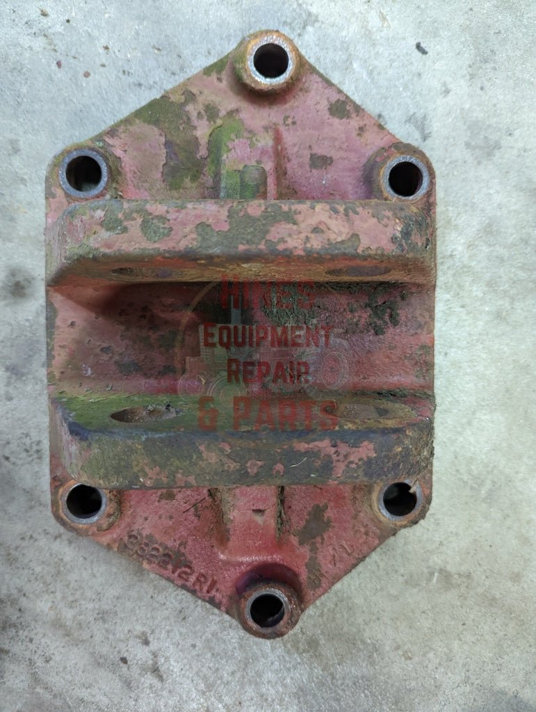 Category 2 Hitch Assembly IH International 539749R91 406243R2 398250R92 398249R92 396752R1 USED - Hines Equipment Repair & Parts