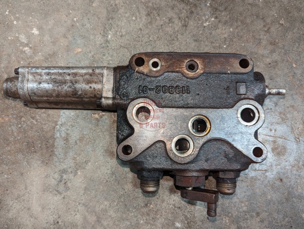 Closed Center Motor Control Remote Auxiliary Valve IH International 123032C94 USED - Hines Equipment Repair & Parts