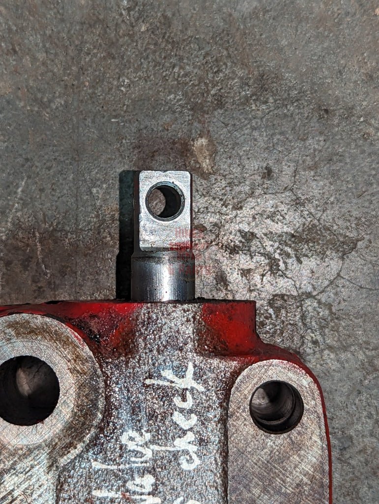 Closed Center Motor Control Remote Auxiliary Valve IH International 123032C94 USED - Hines Equipment Repair & Parts