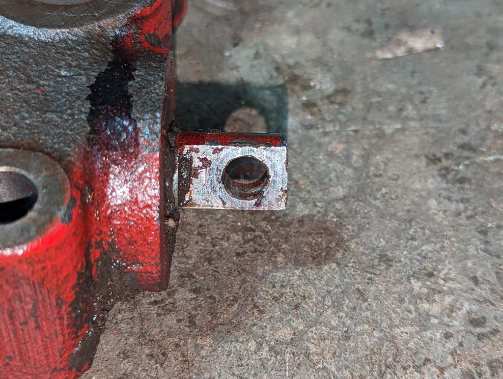 Closed Center Motor Control Remote Auxiliary Valve IH International 123032C94 USED - Hines Equipment Repair & Parts