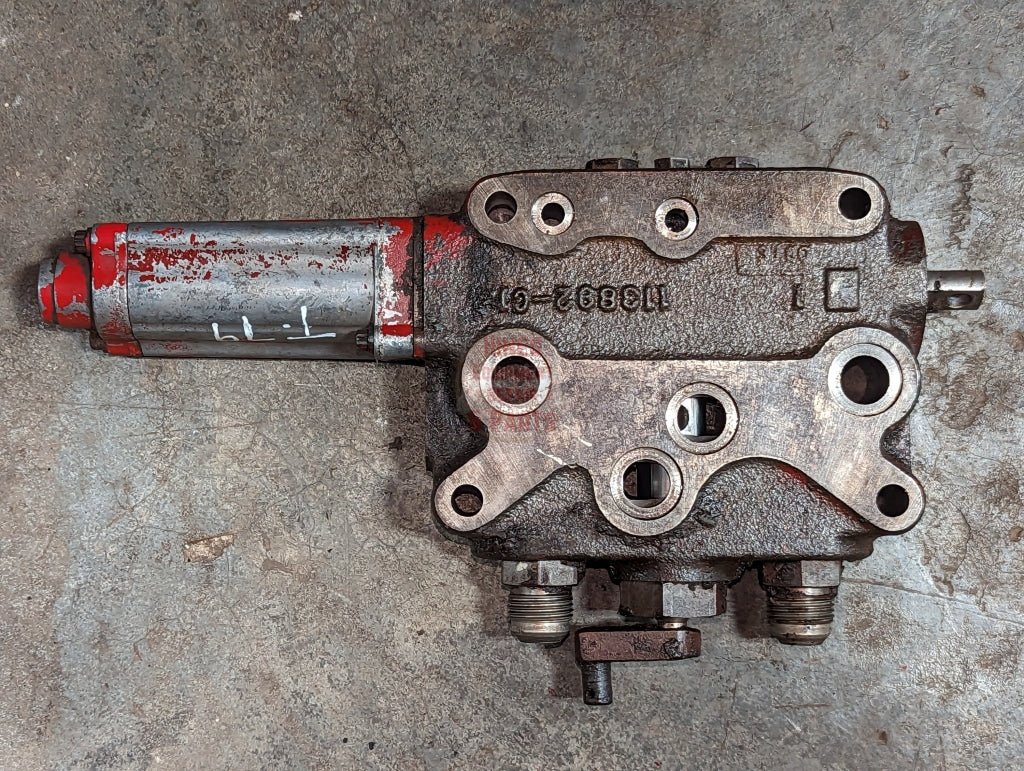 Closed Center Motor Control Remote Auxiliary Valve IH International 123032C94 USED - Hines Equipment Repair & Parts