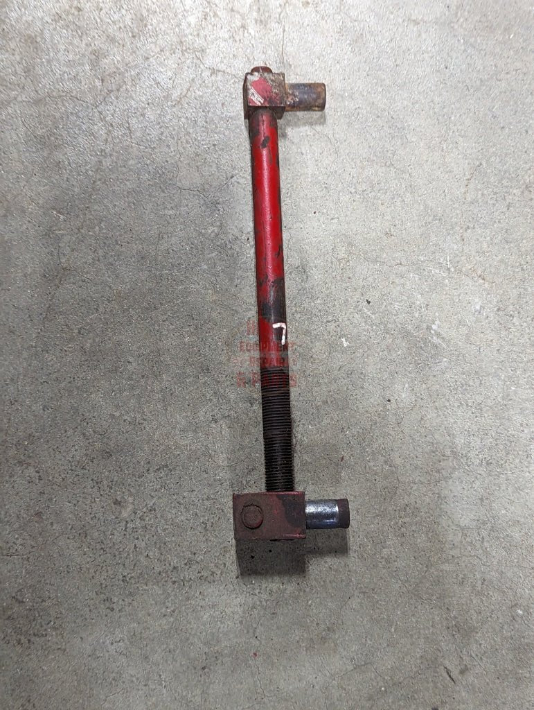 Clutch Adjusting Screw IH International 120207C1 USED - Hines Equipment Repair & Parts