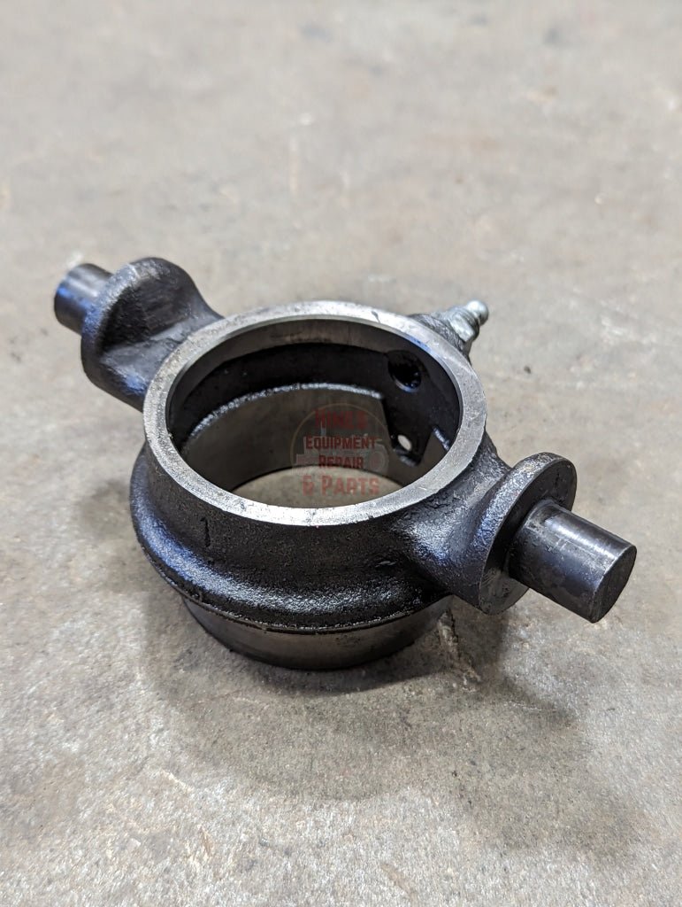 Clutch Bearing Carrier IH International 380109R1 USED - Hines Equipment Repair & Parts